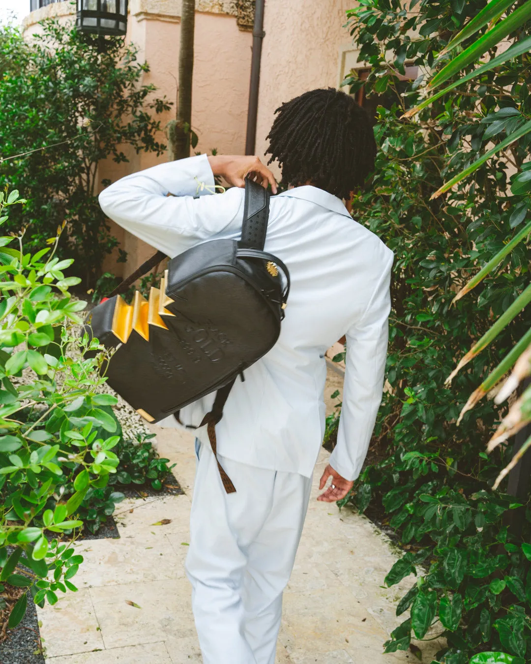 A.i.3 SHARK BITE BLACK GOLD BACKPACK (DLXV)