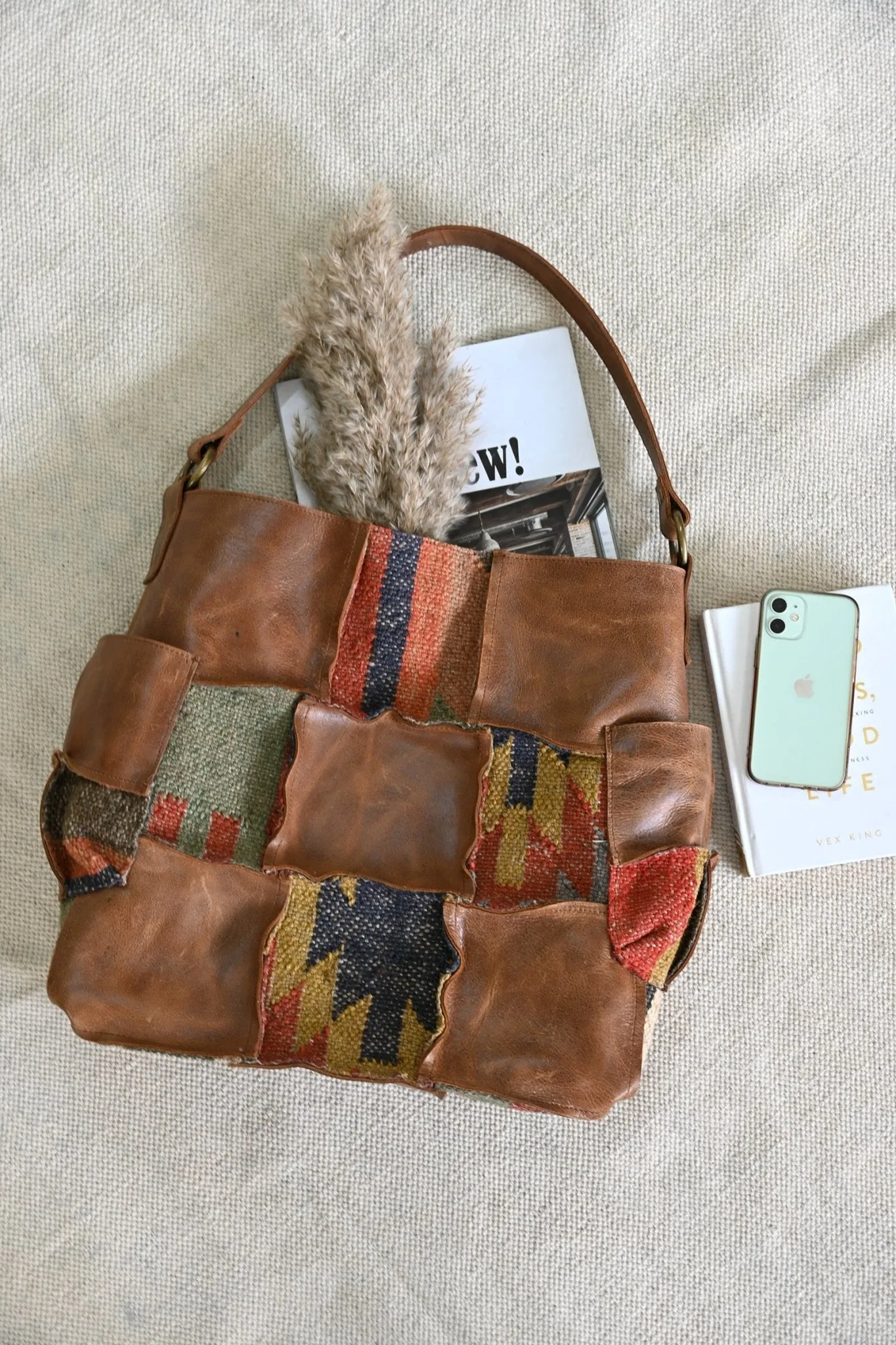 BEHOOVE - KILIM & LEATHER PATCHWORK HAND BAG