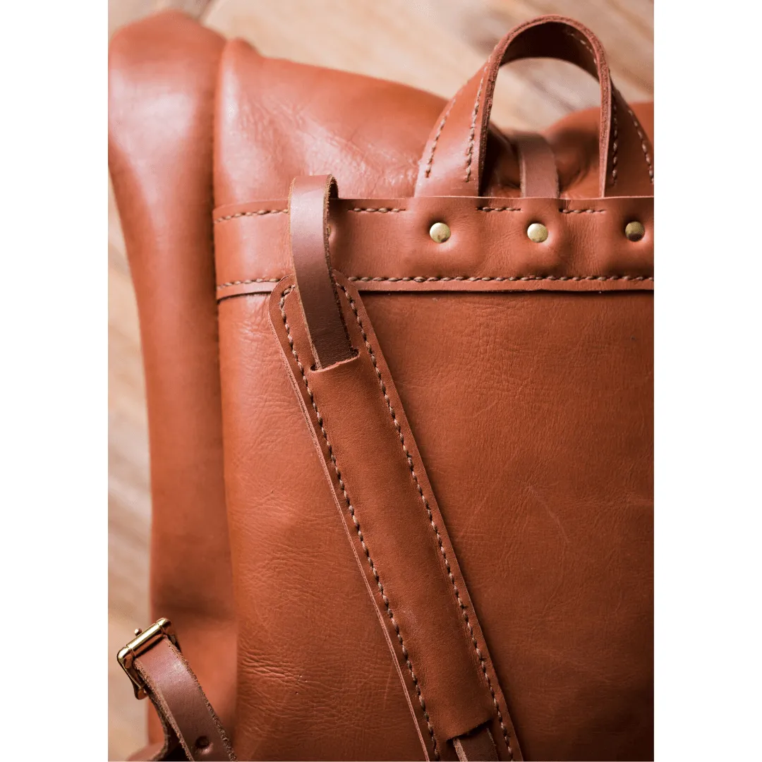 Classic Leather Noah Backpack - Hazelnut