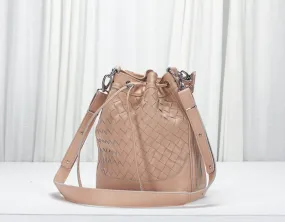 Danae bag - Pale pink handwoven leather