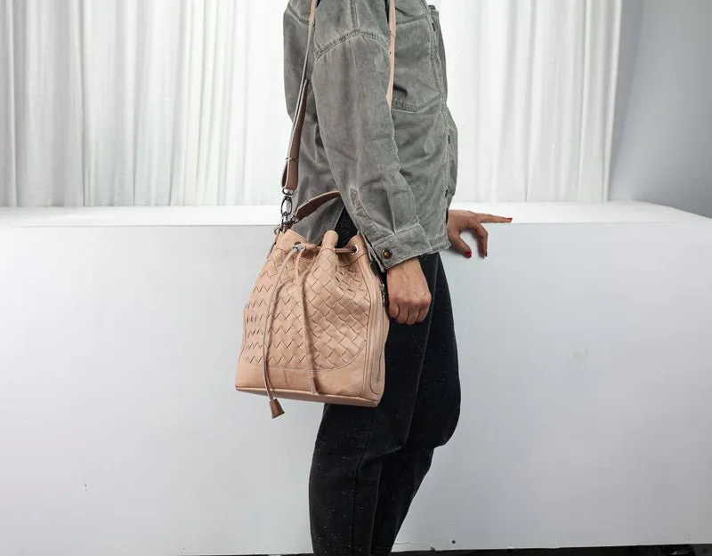 Danae bag - Pale pink handwoven leather