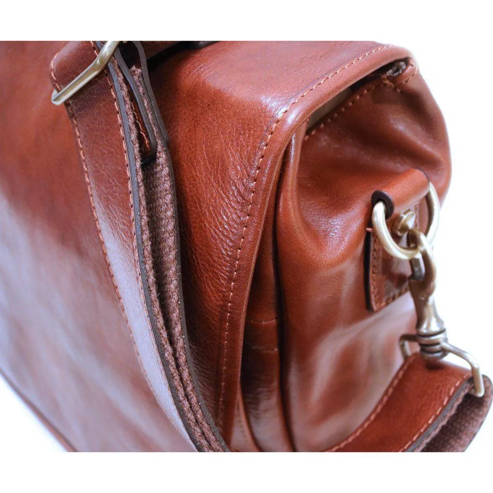 Floto Leather Centro Messenger Bag