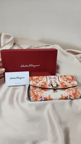 Salvatore Ferragamo Flower Long Wallet - 0632