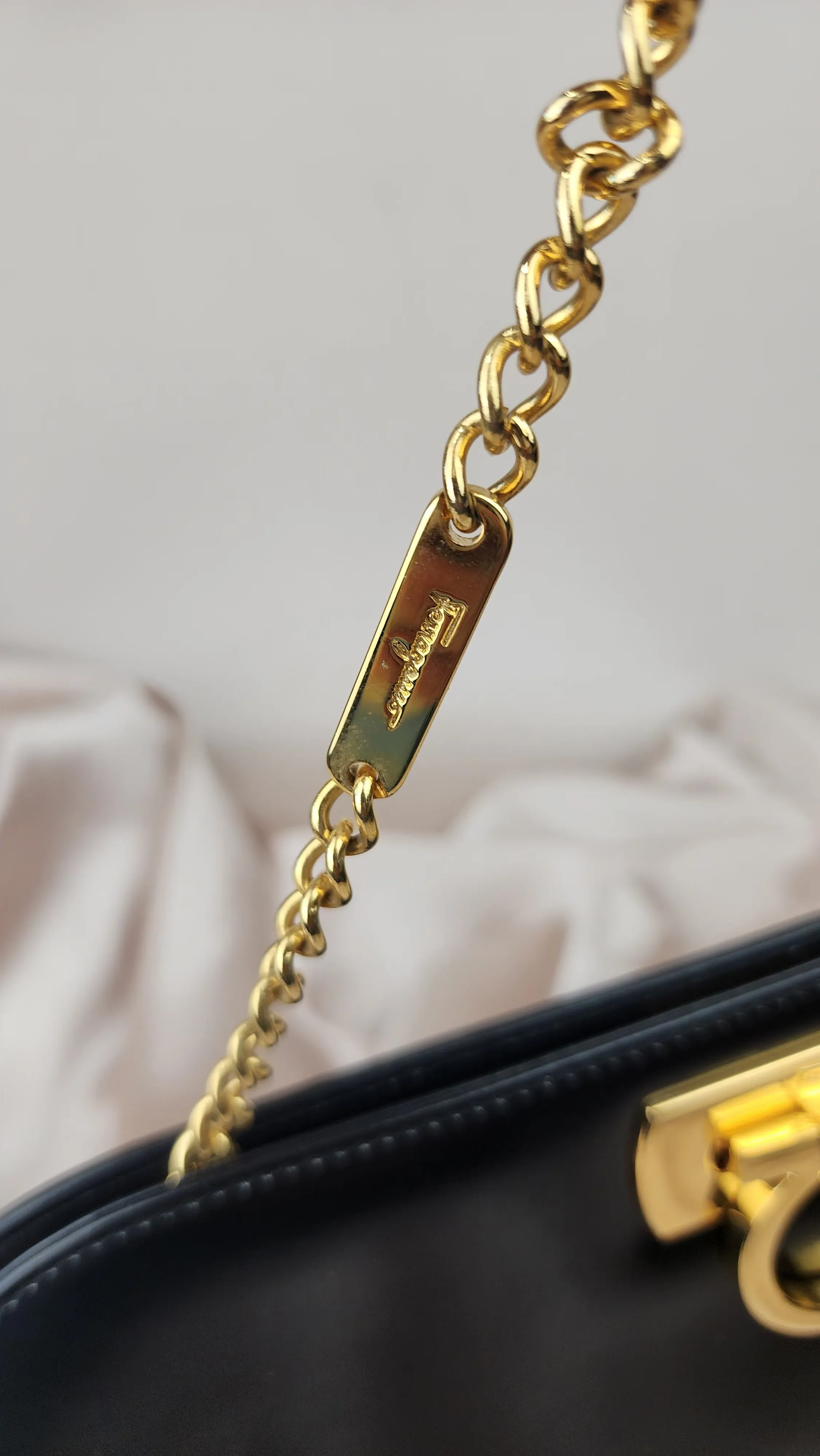 Salvatore Ferragamo Gancini Chain Shoulder Bag - 1241