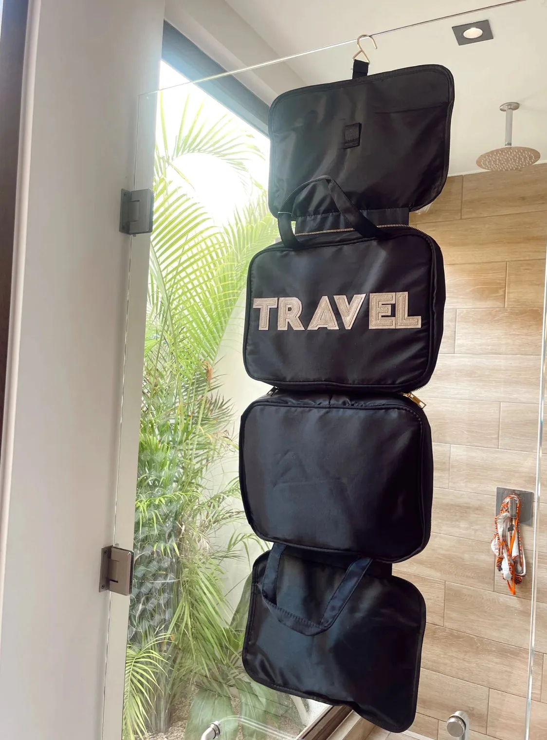 Travel Hanging Toiletry Bag | Black