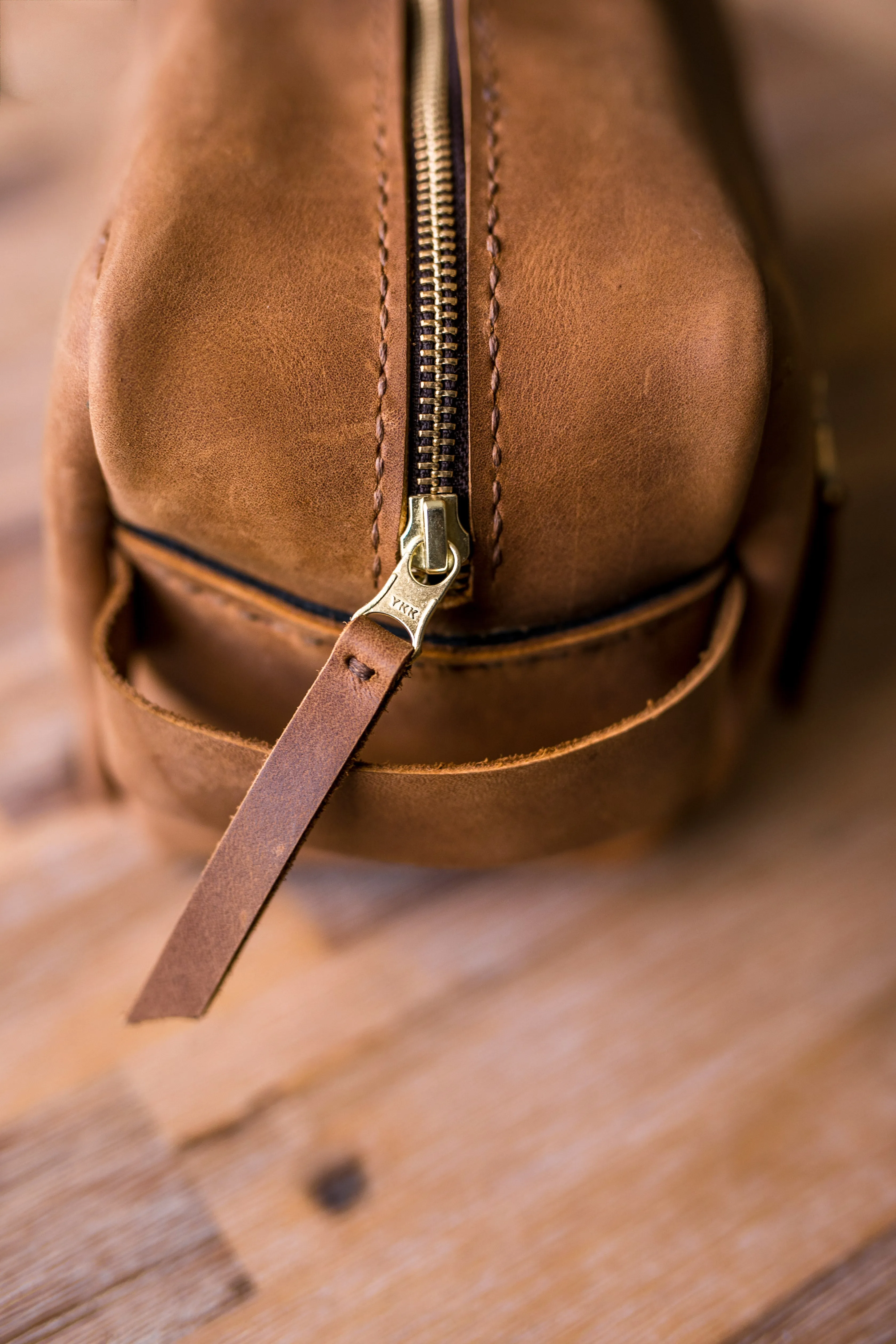 Unisex Genuine Leather Toiletry Bag Tan Edition.